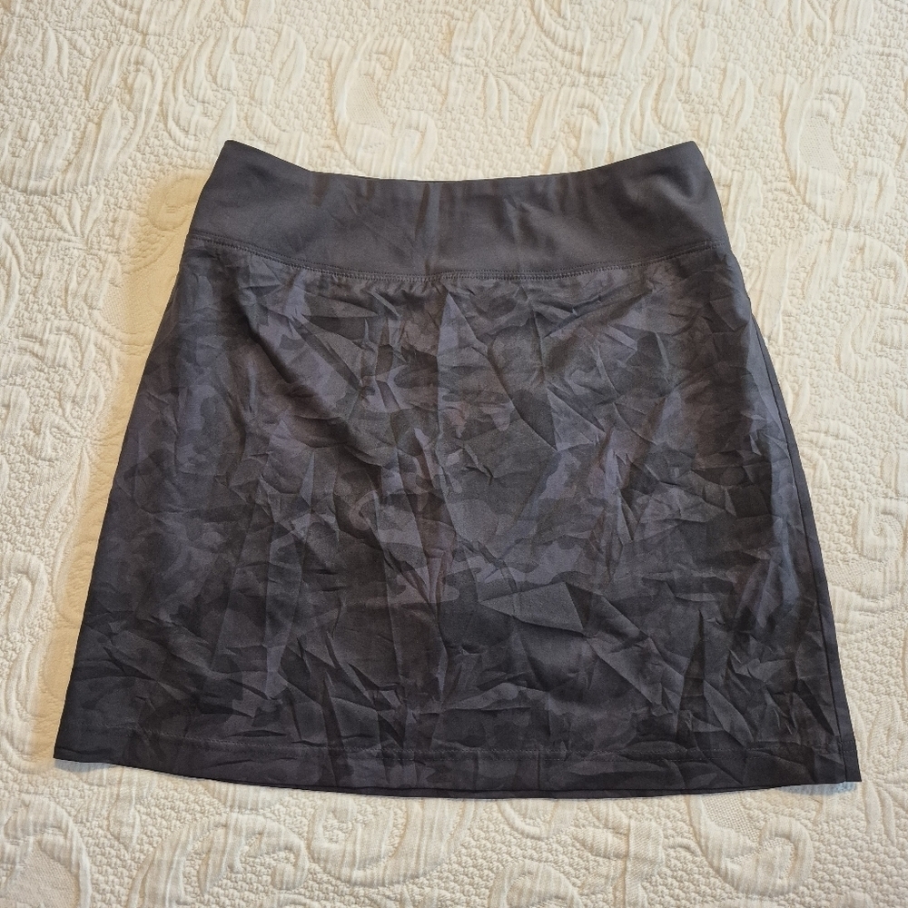 Maison d'Amélie women's size XS black skort NWOT